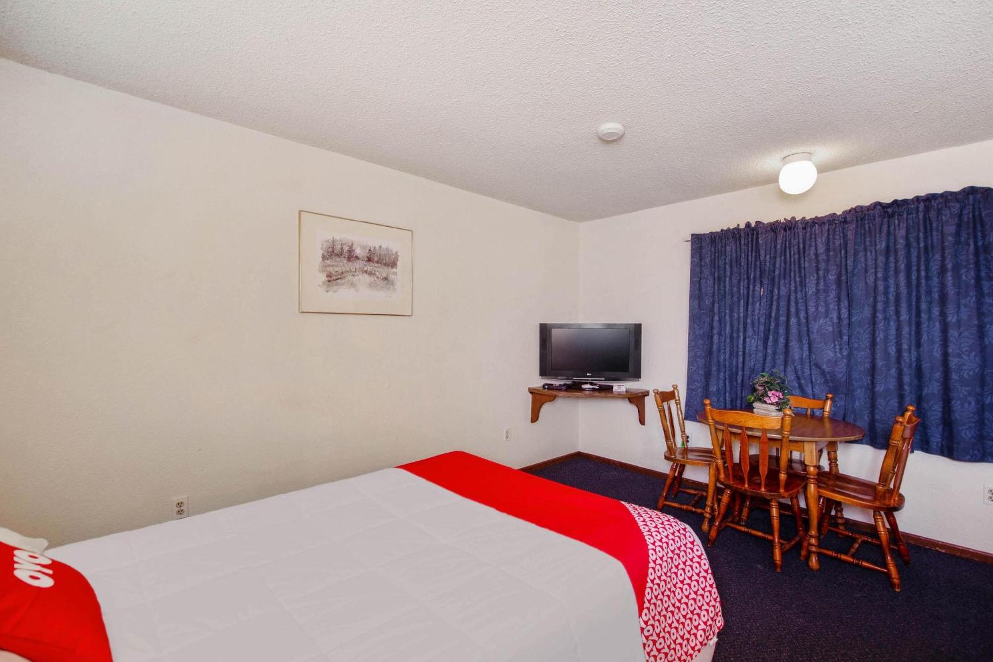 Oyo Hotel Cheyenne Wells - Us 40 Bagian luar foto