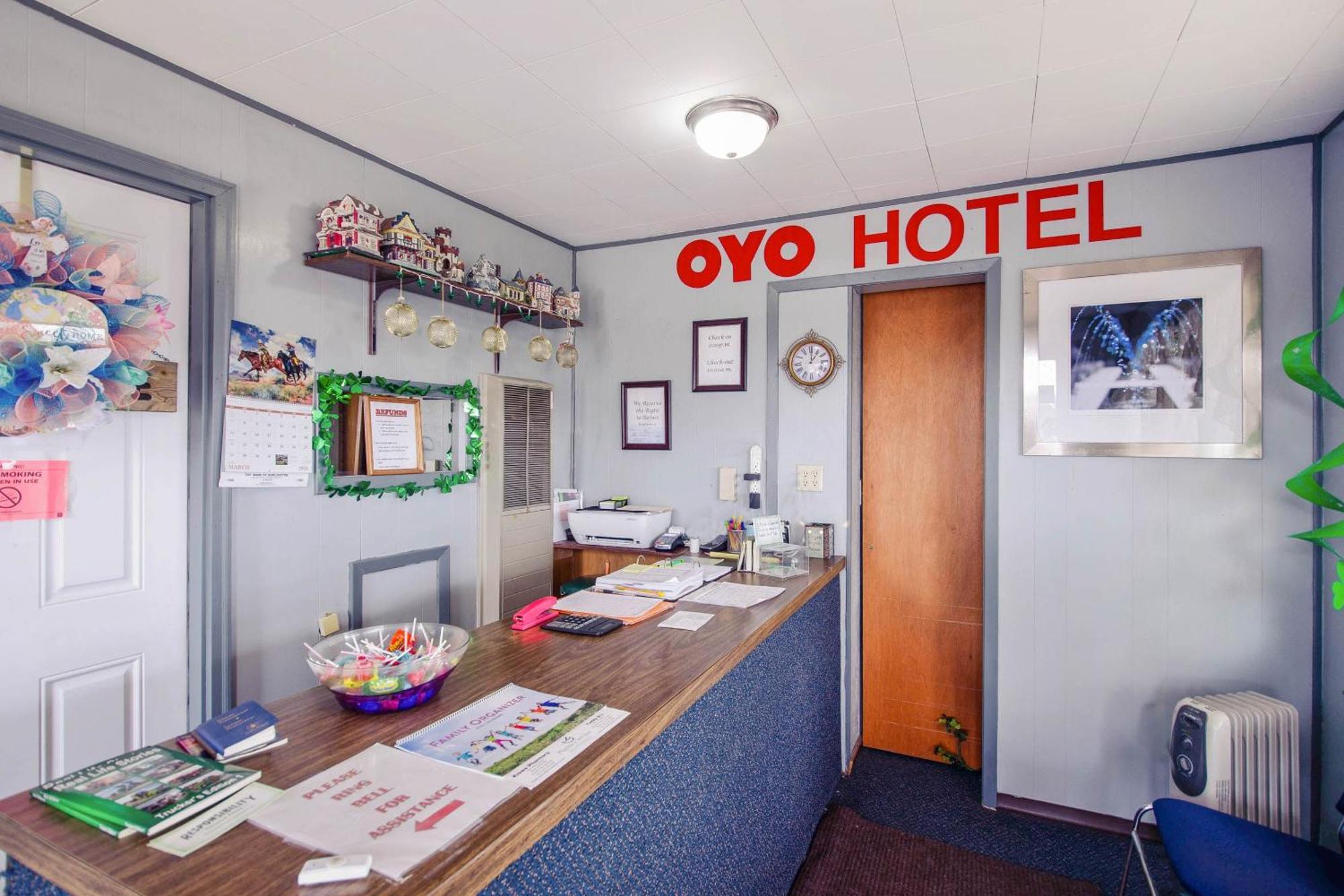 Oyo Hotel Cheyenne Wells - Us 40 Bagian luar foto