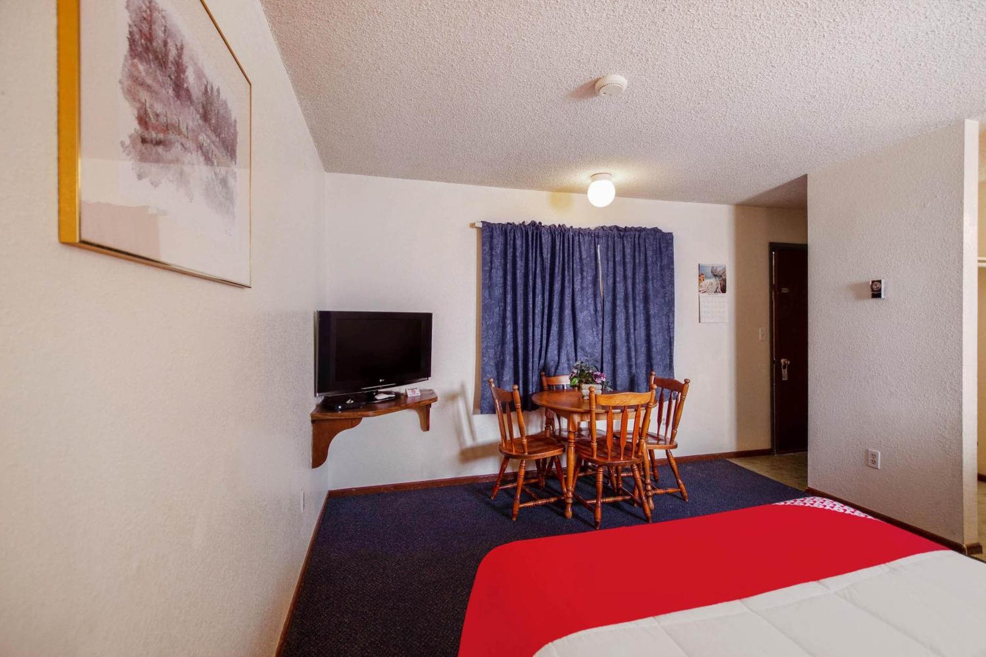 Oyo Hotel Cheyenne Wells - Us 40 Bagian luar foto